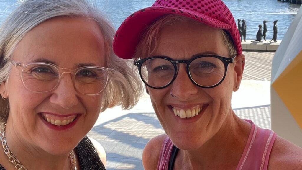 Sue Ellson and Jo Saunders Indpendent LinkedIn Specialists