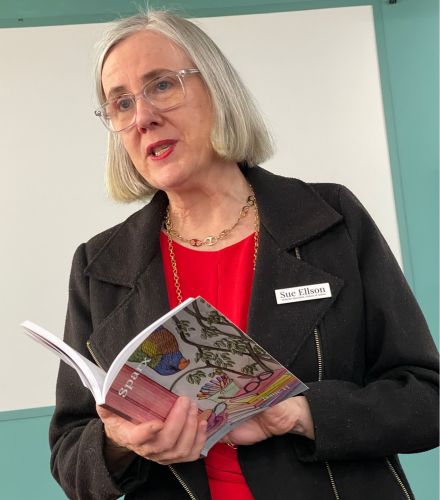 Society of Women Writers Victoria Sue Ellson reading from Sparx Issue 11 on 16 October 2026 Picture By Meryl Tobin